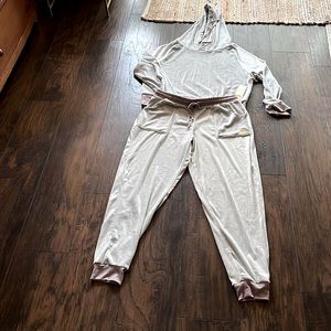 Sleepwear with hoodie